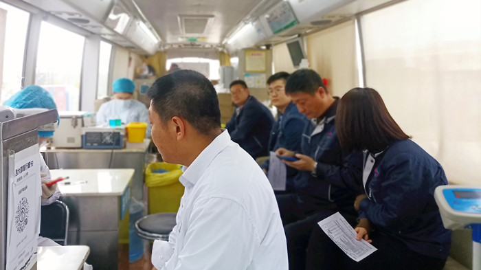 沈陽航空產(chǎn)業(yè)集團(tuán)組織員工開展“獻(xiàn)熱血、踐初心”無償獻(xiàn)血活動